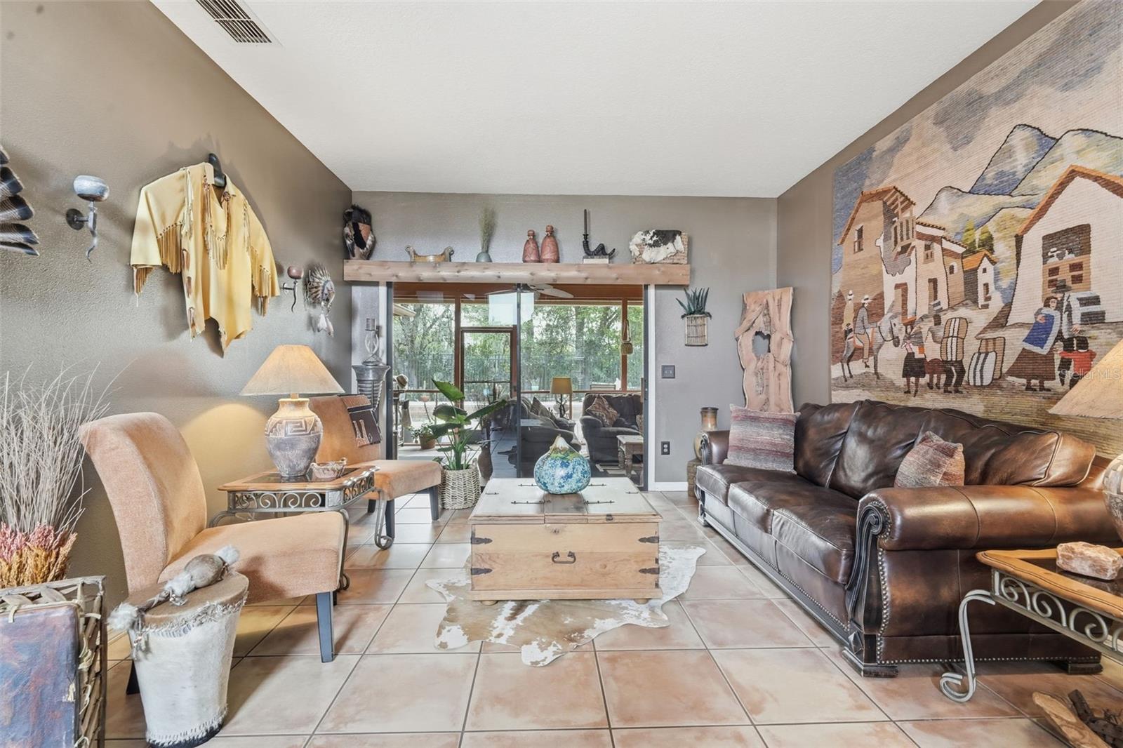 Image 8 of 29 For 333 Kimi Court