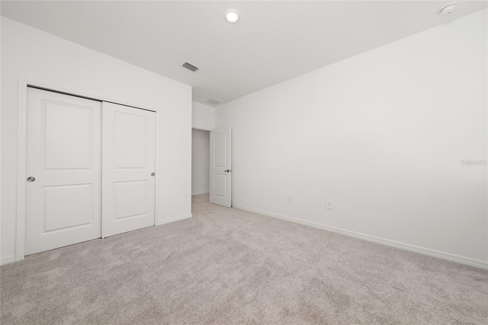 Image 21 of 41 For 16277 Honey Harvest Street