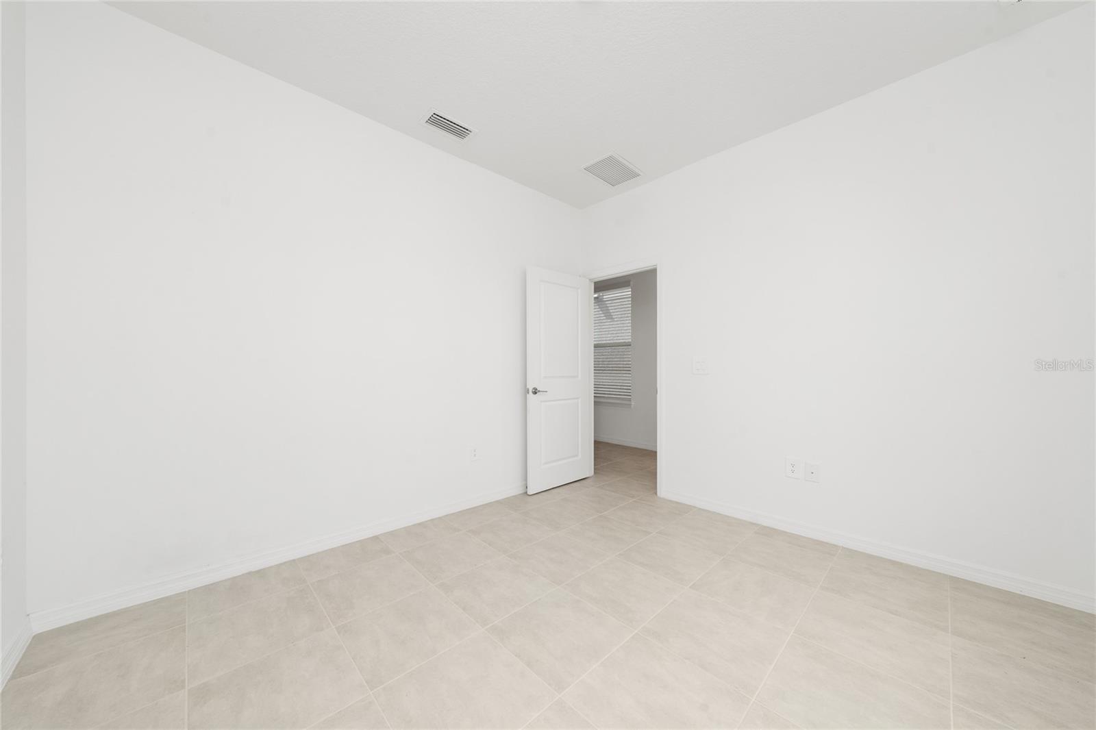 Image 8 of 41 For 16277 Honey Harvest Street