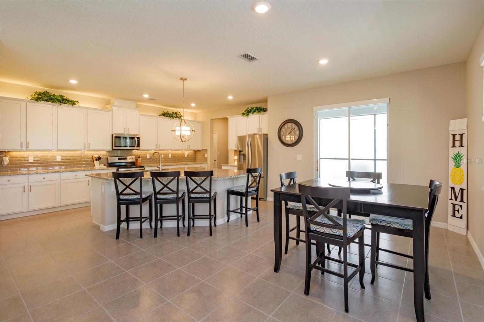 Image 15 of 40 For 13813 Peach Orchard Way