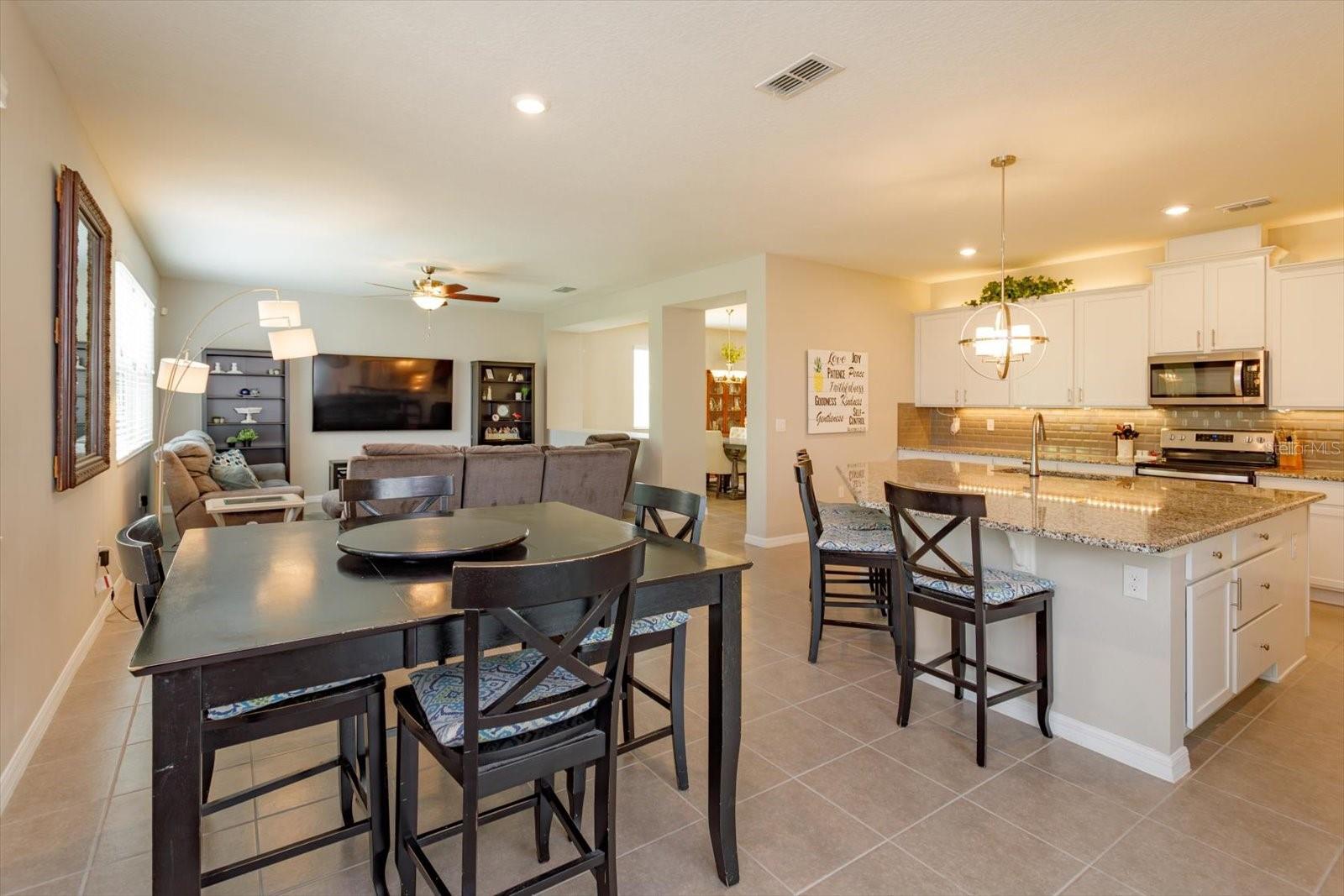 Image 17 of 40 For 13813 Peach Orchard Way