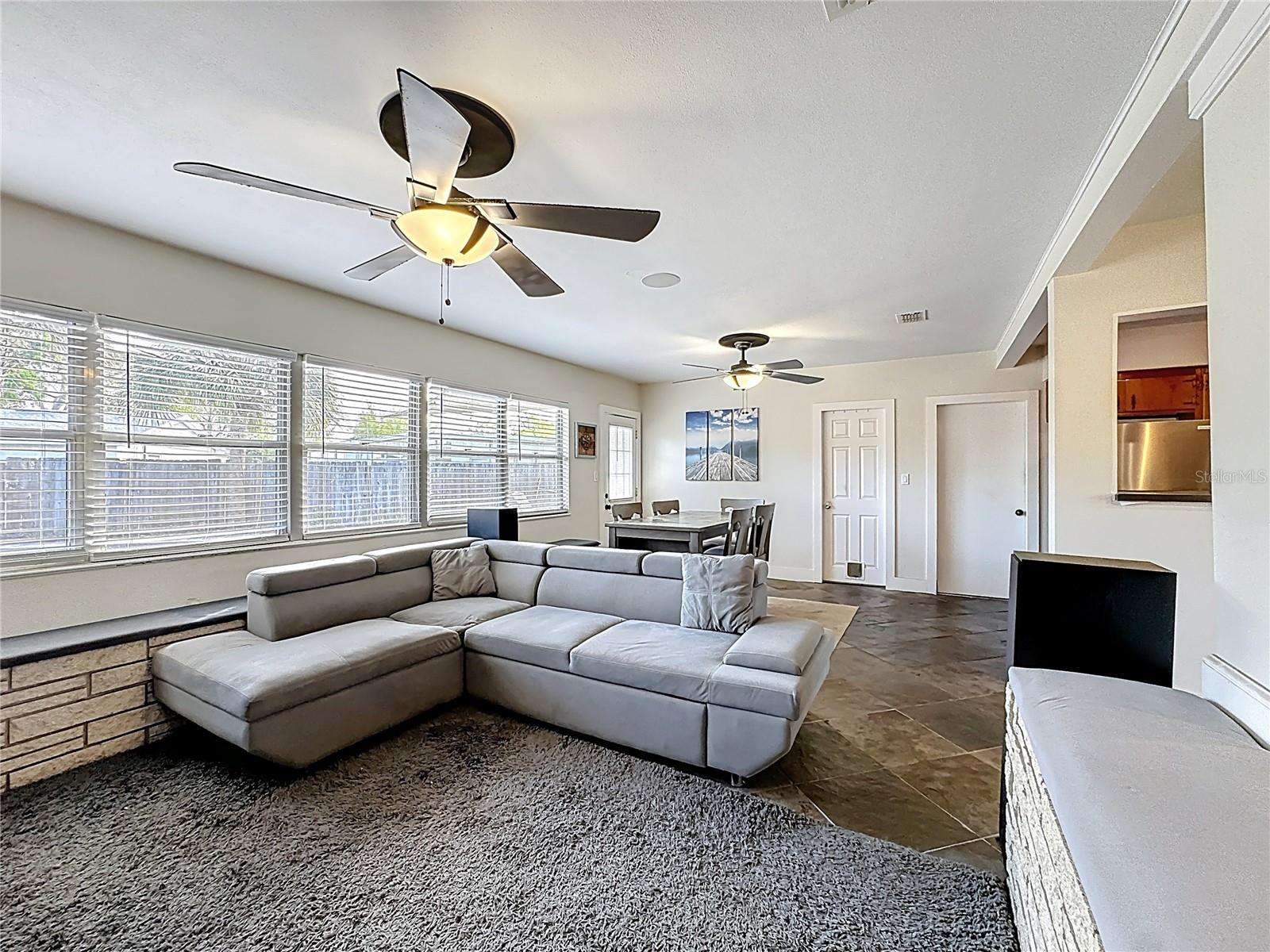 Image 11 of 43 For 512 Lakemont Avenue