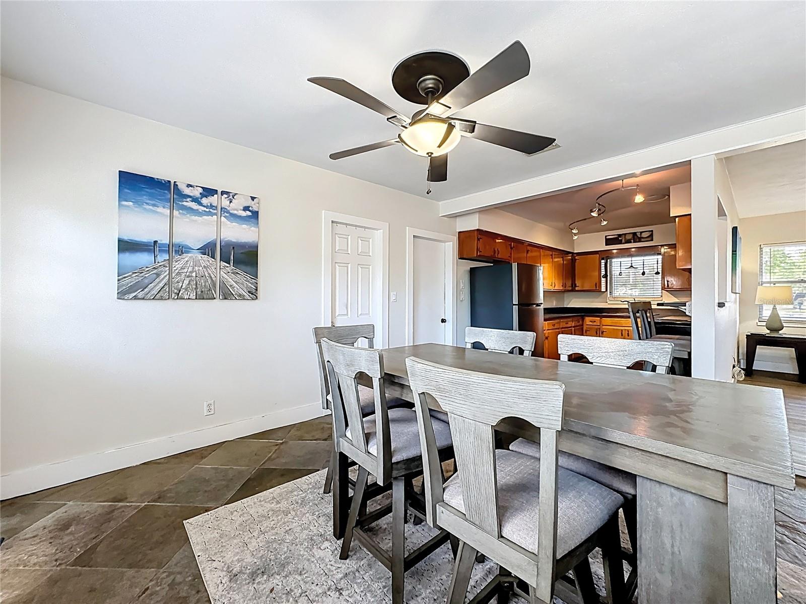 Image 15 of 43 For 512 Lakemont Avenue