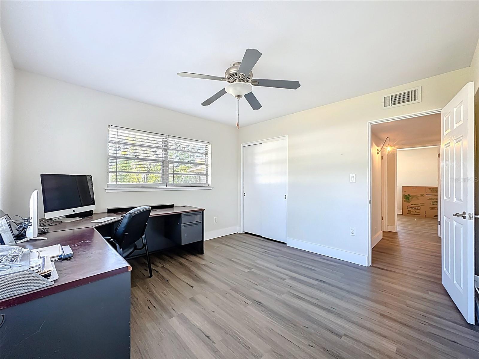 Image 18 of 43 For 512 Lakemont Avenue