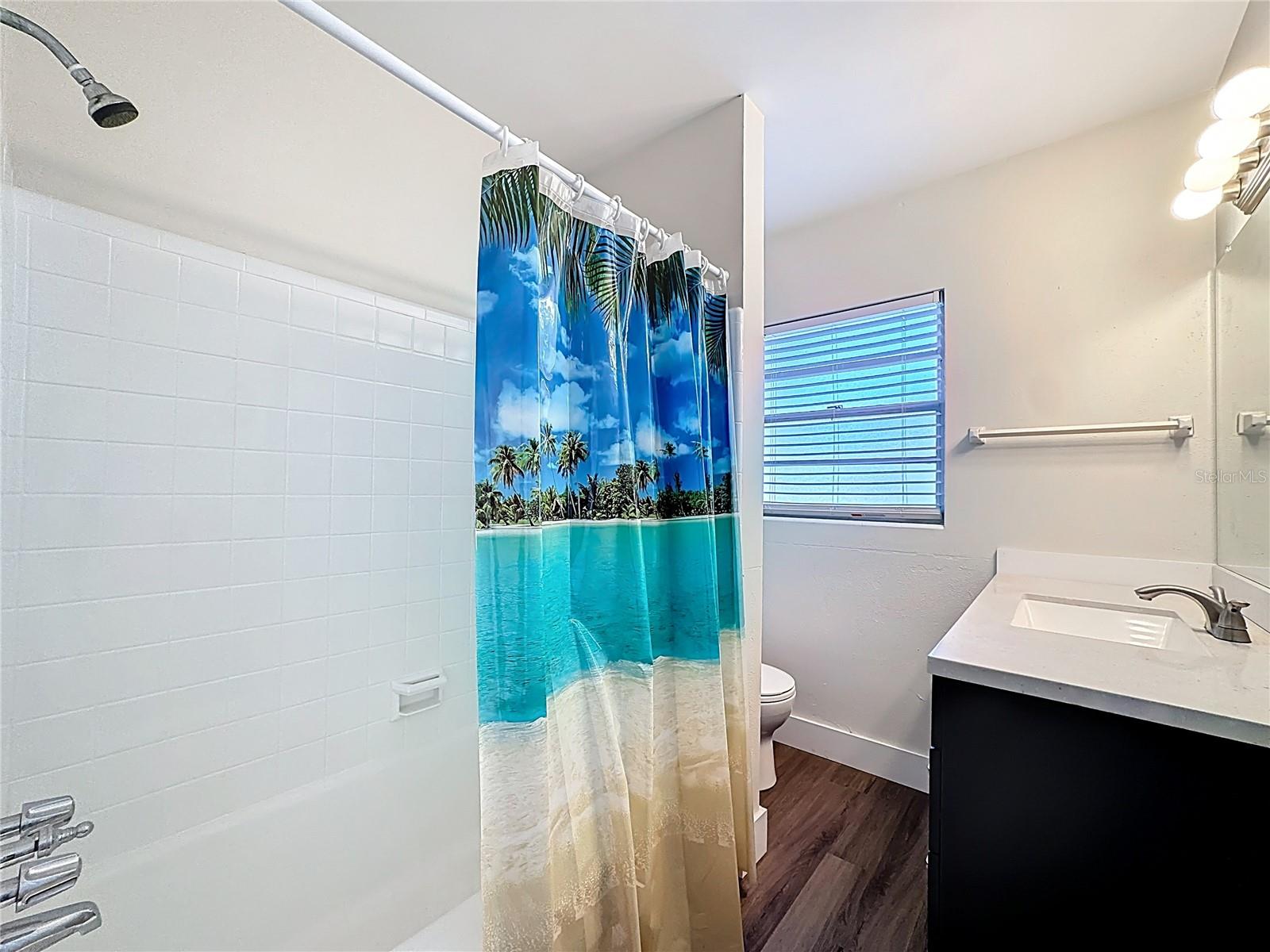 Image 19 of 43 For 512 Lakemont Avenue