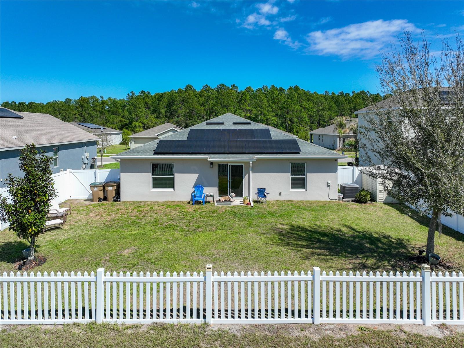 Image 19 of 79 For 16486 Champlain Street