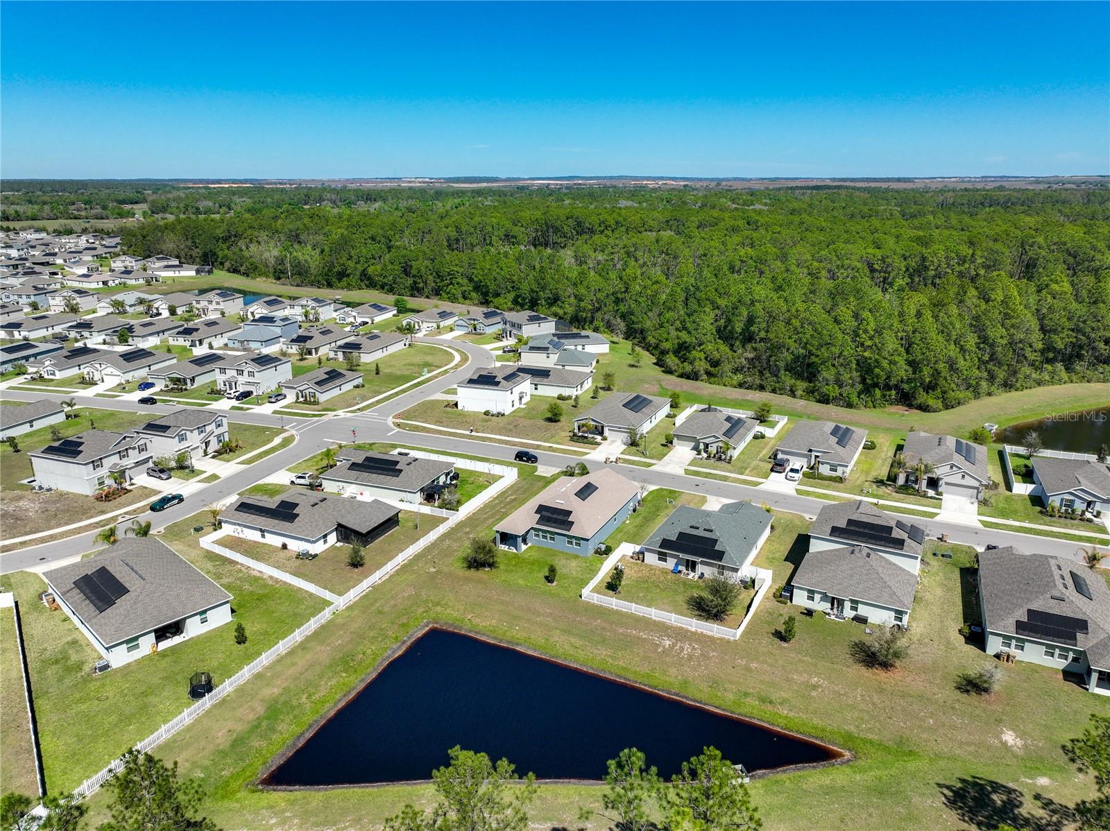 Image 25 of 79 For 16486 Champlain Street