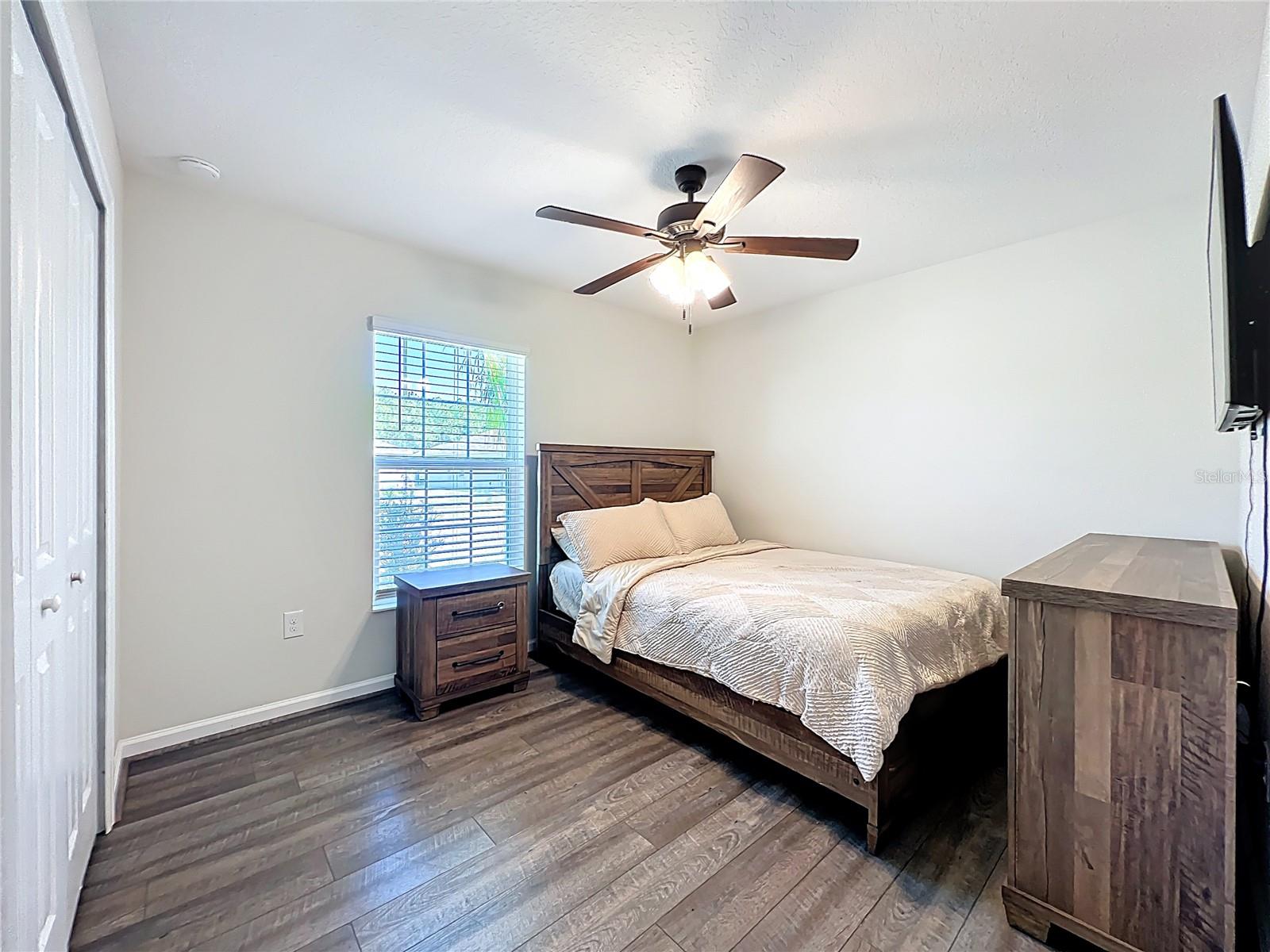 Image 57 of 79 For 16486 Champlain Street