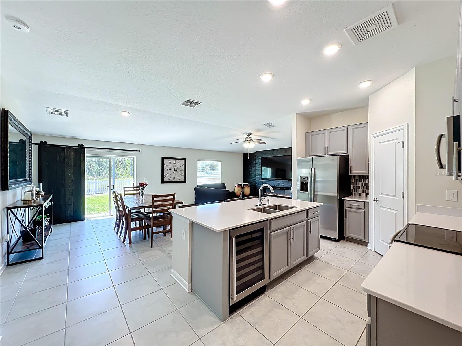 Image 61 of 79 For 16486 Champlain Street