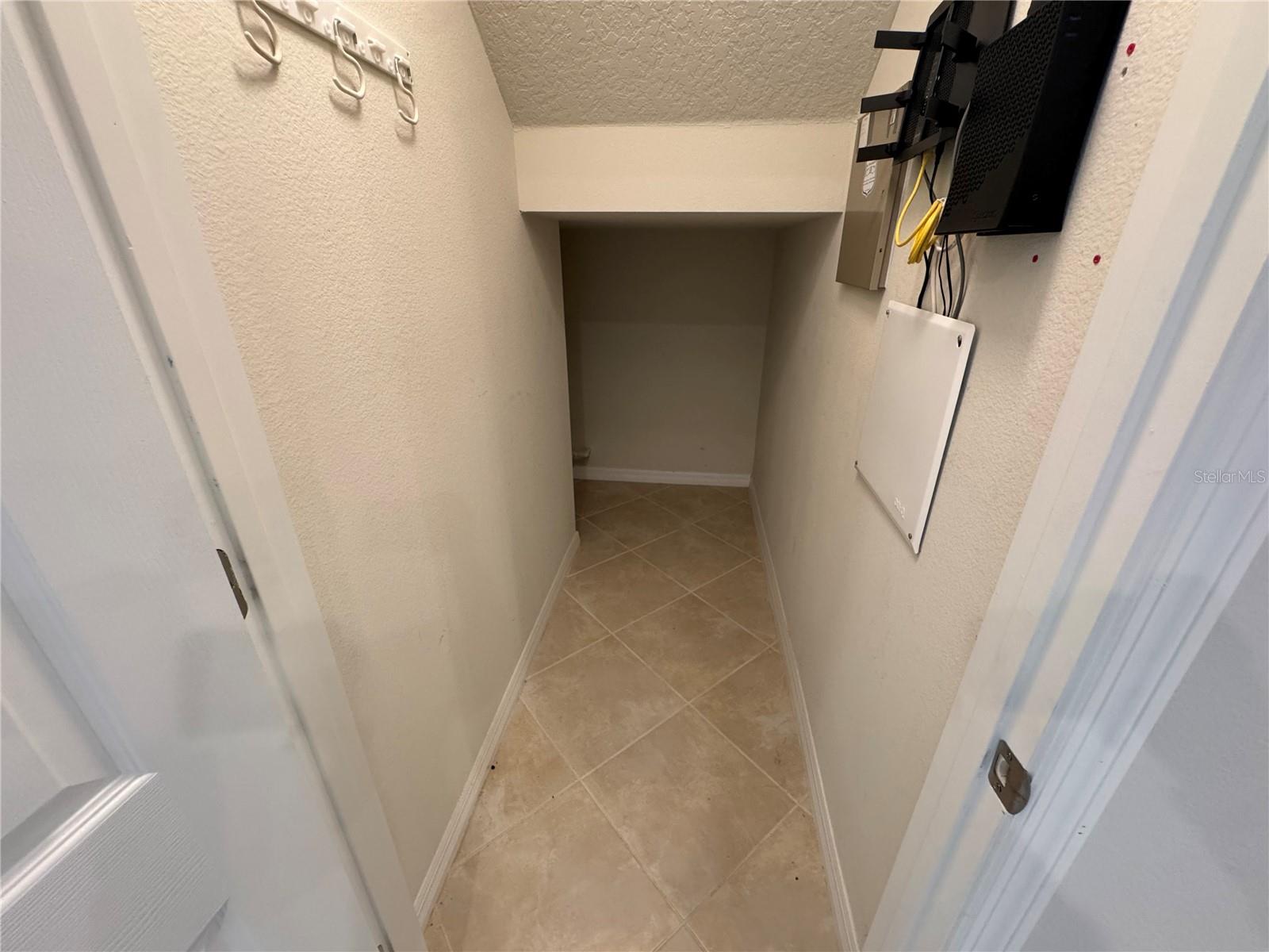 Image 15 of 54 For 11902 Lorenza Lane