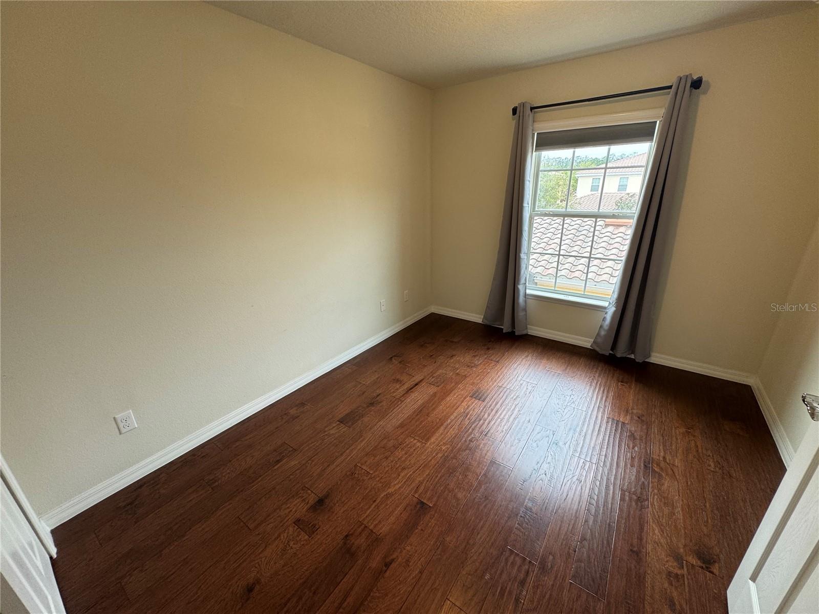 Image 24 of 54 For 11902 Lorenza Lane