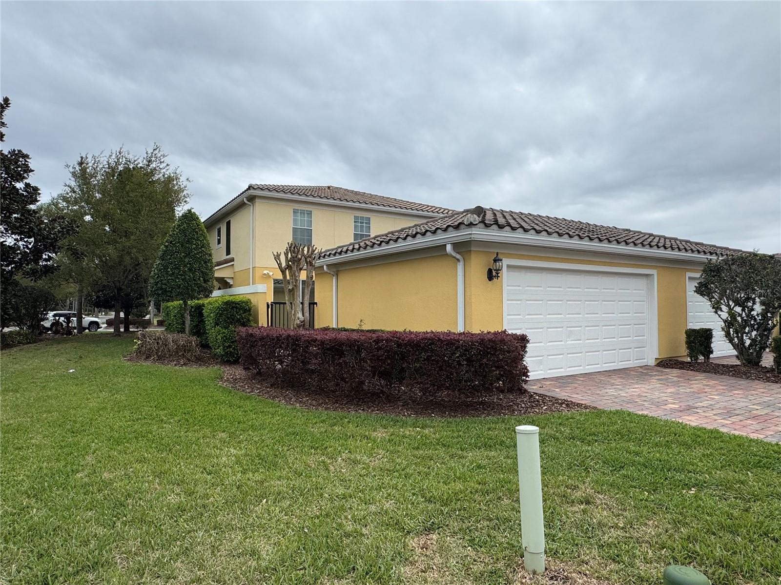 Image 7 of 54 For 11902 Lorenza Lane