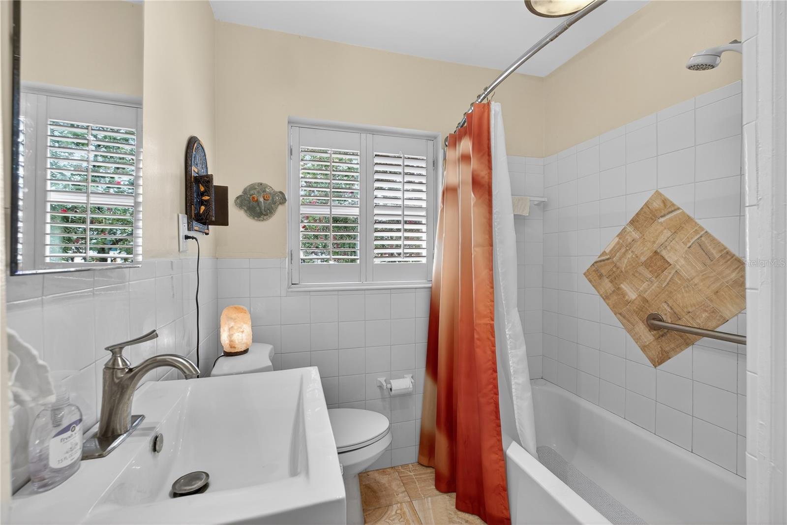 Image 10 of 25 For 1632 Pinewood Drive