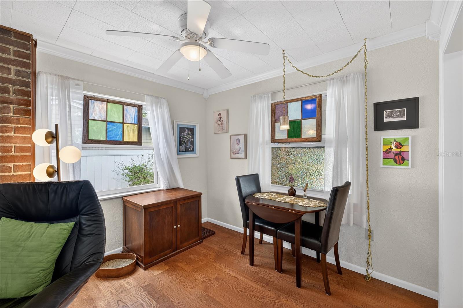 Image 6 of 25 For 1632 Pinewood Drive