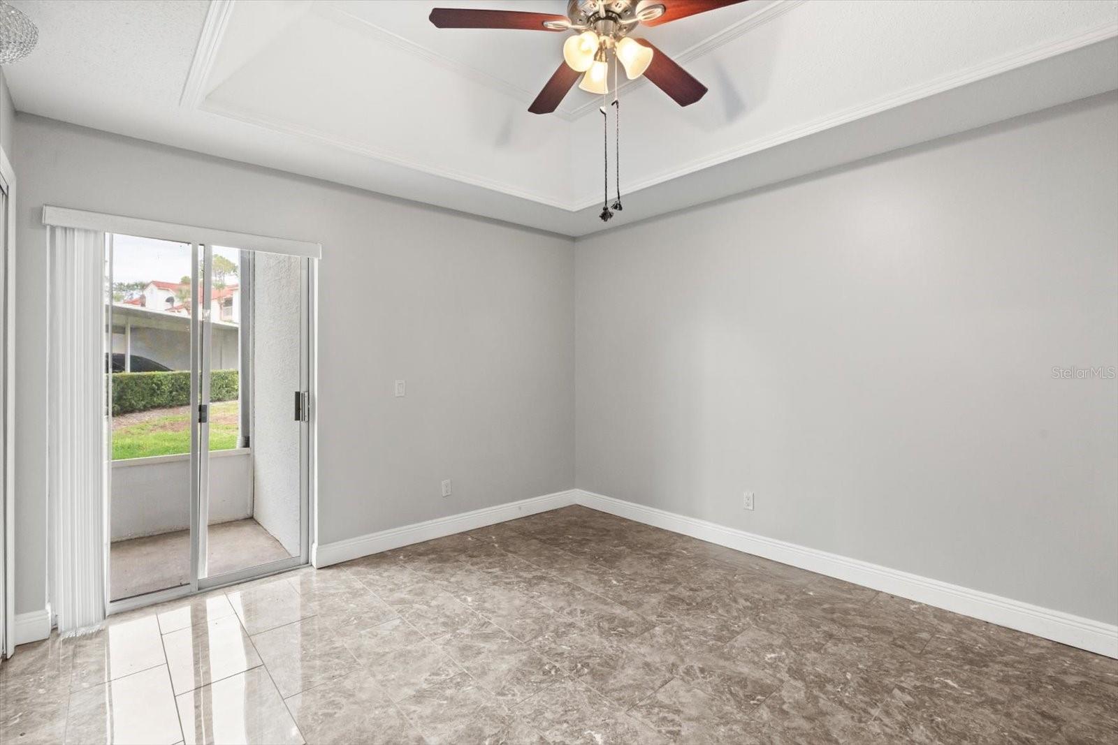 Image 19 of 30 For 443 Hamptoncrest Circle 107