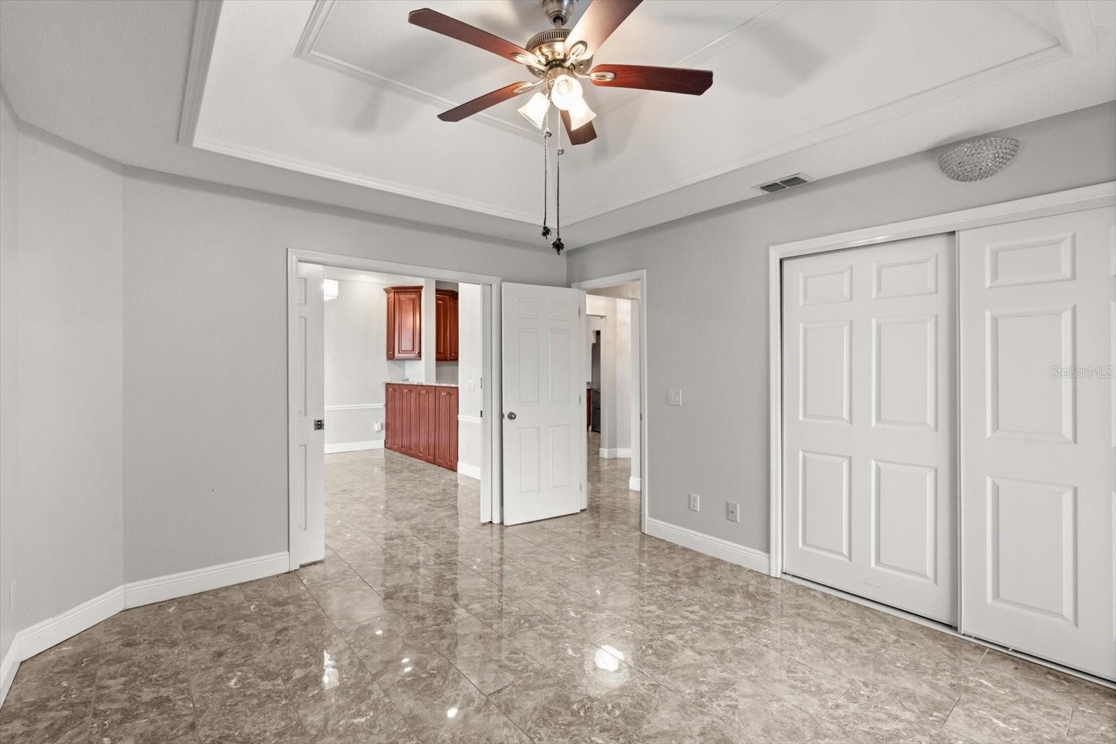 Image 20 of 30 For 443 Hamptoncrest Circle 107