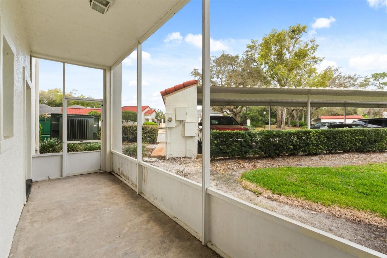 Image 21 of 30 For 443 Hamptoncrest Circle 107