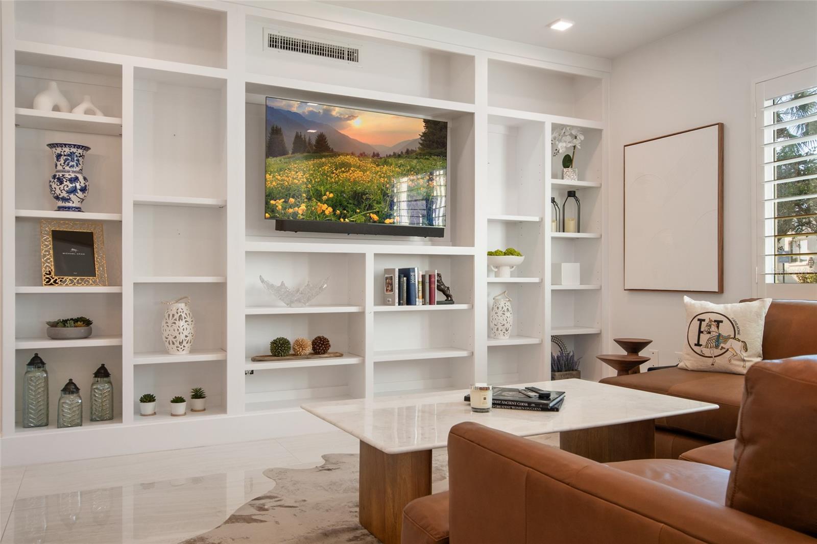 Image 17 of 64 For 1140 Orlando Avenue F8