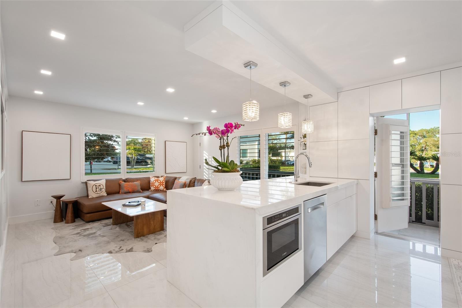 Image 25 of 64 For 1140 Orlando Avenue F8