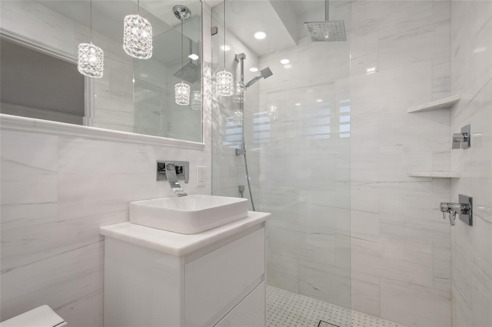 Image 37 of 64 For 1140 Orlando Avenue F8