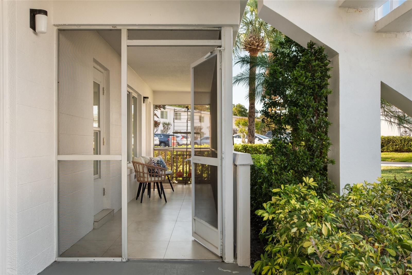 Image 4 of 64 For 1140 Orlando Avenue F8