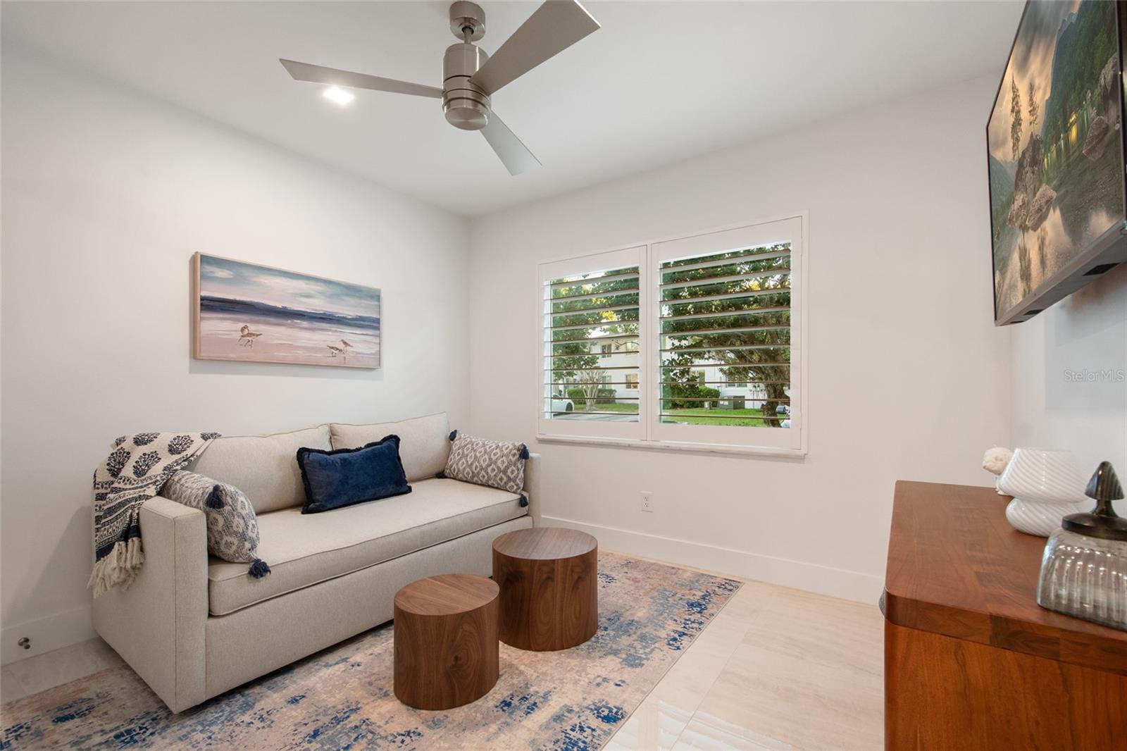 Image 41 of 64 For 1140 Orlando Avenue F8