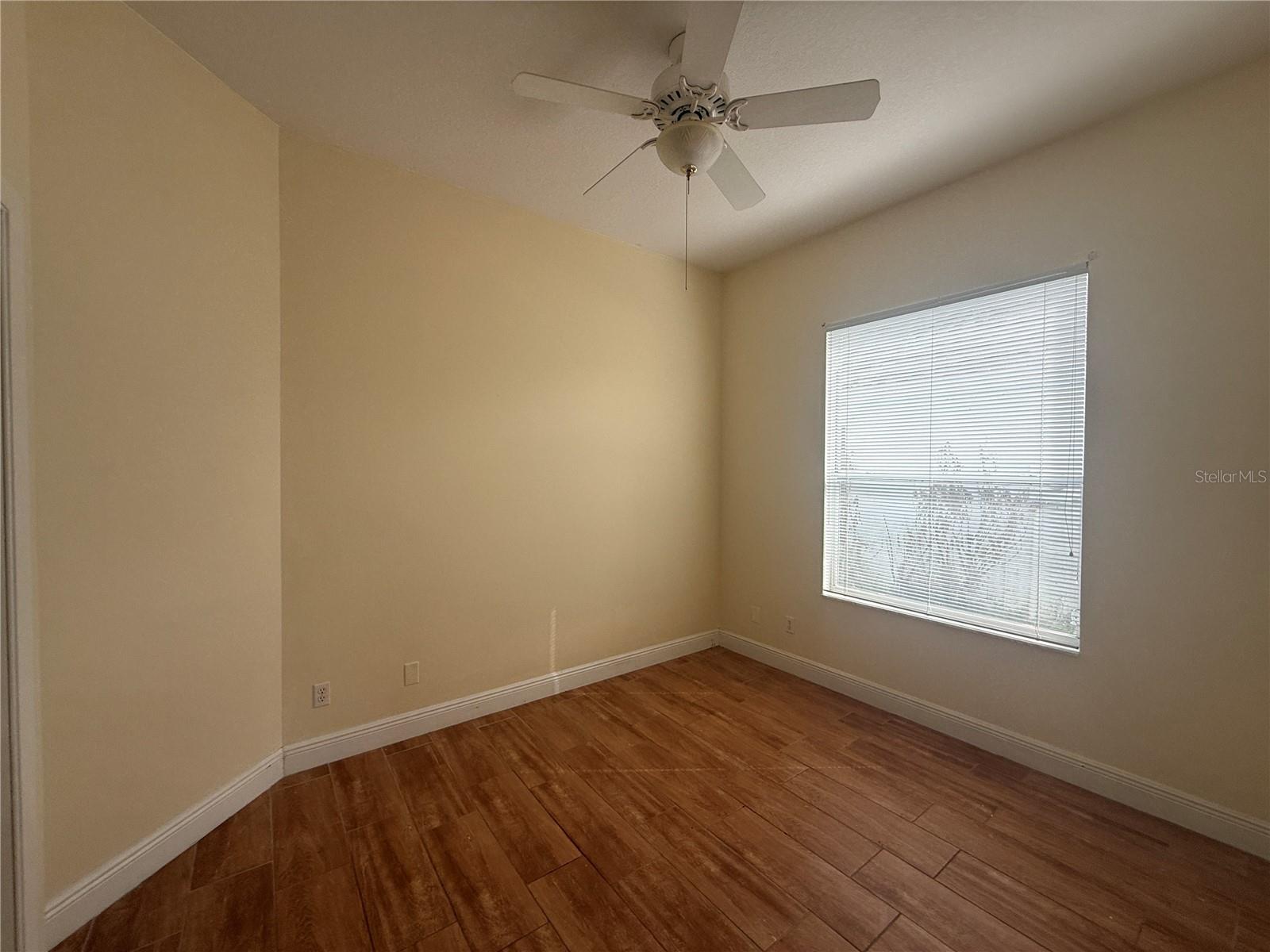 Image 19 of 22 For 2073 River Park Boulevard