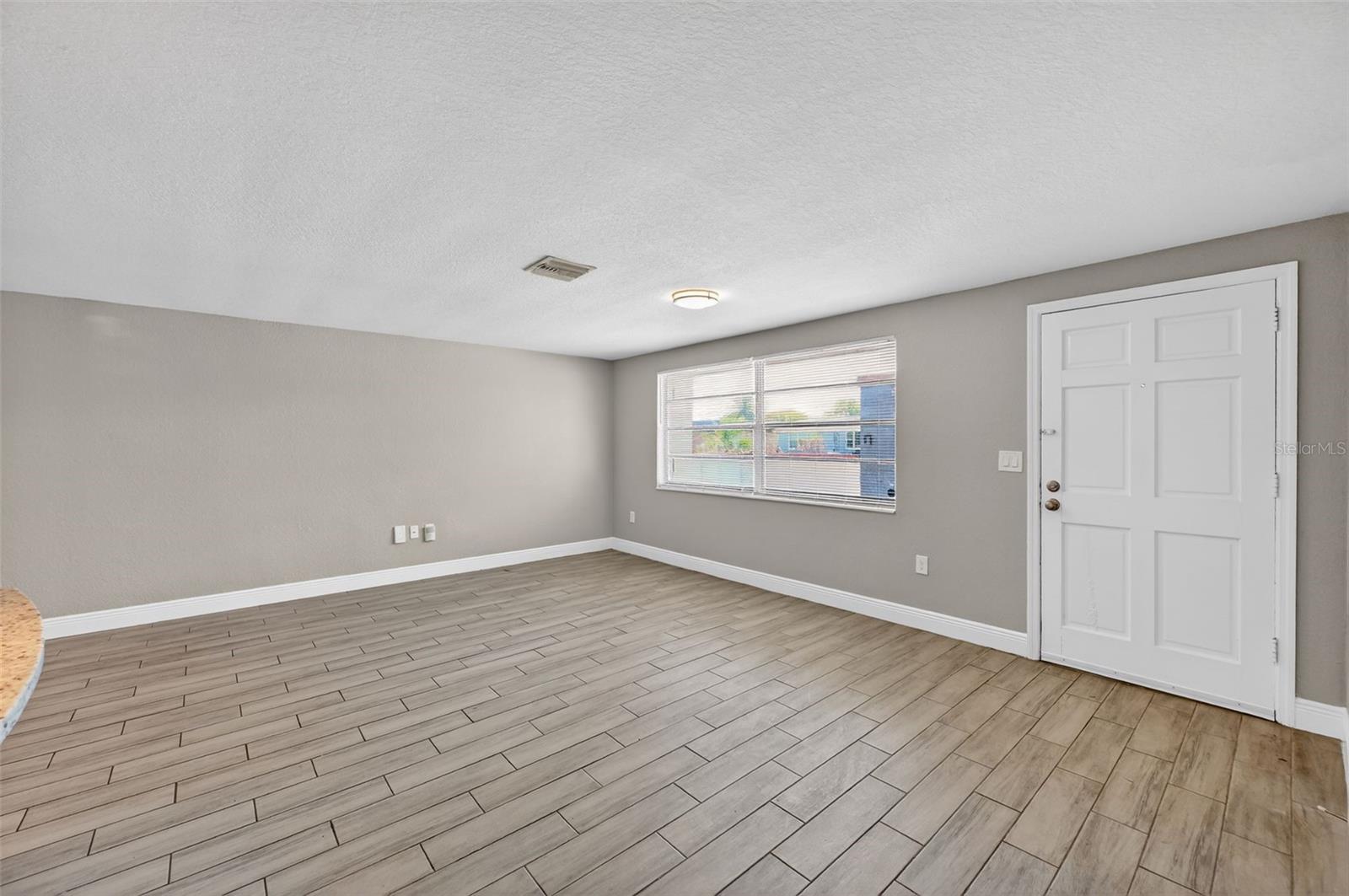 Image 10 of 34 For 7137 Gulf Highlands Drive