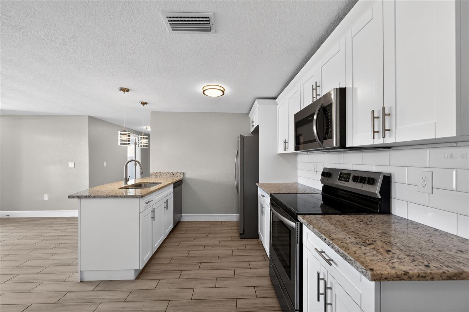 Image 26 of 34 For 7137 Gulf Highlands Drive