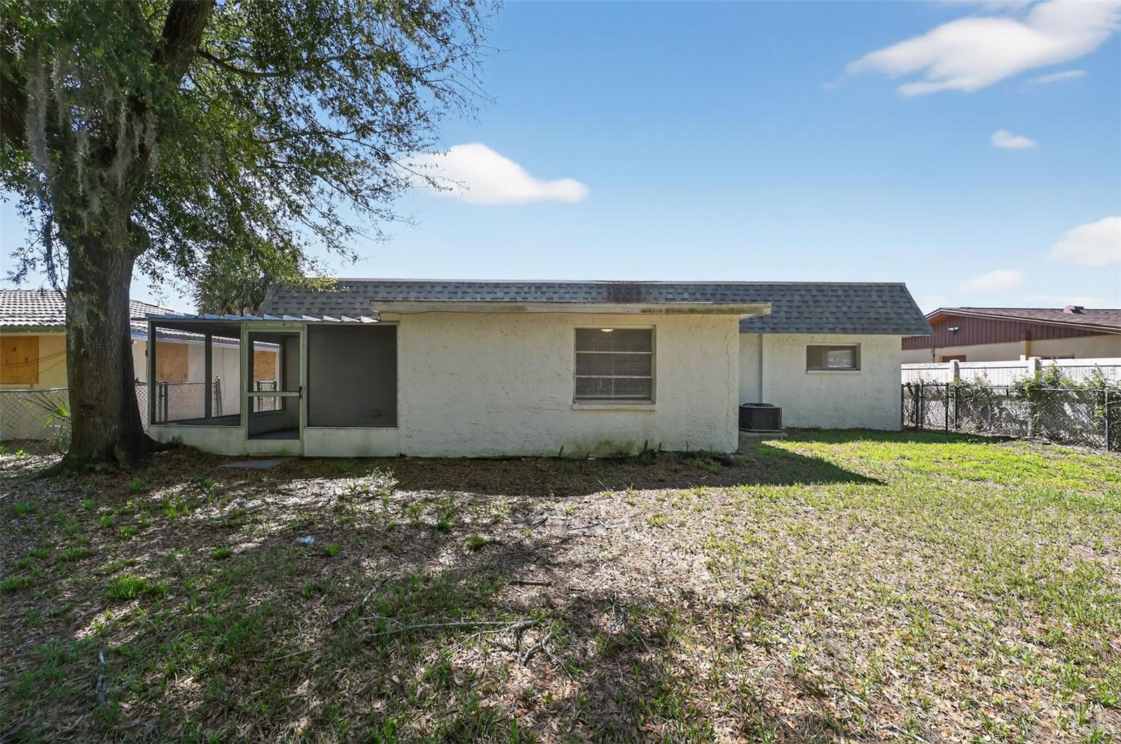 Image 7 of 34 For 7137 Gulf Highlands Drive