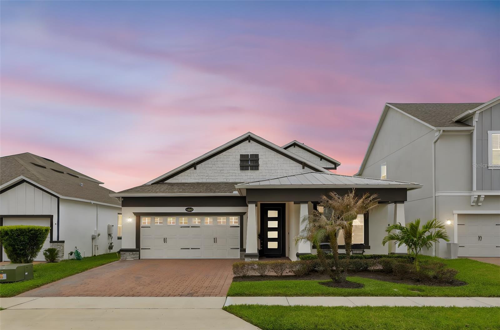 Listing photo id 0 for 14354 Wabasso Loop