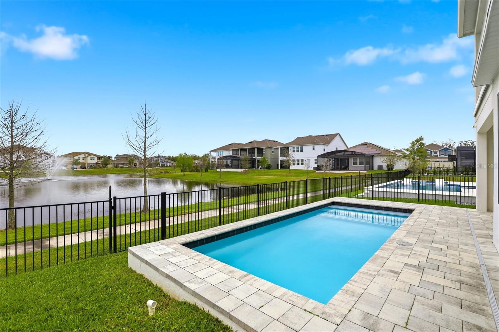 Listing photo id 41 for 14354 Wabasso Loop