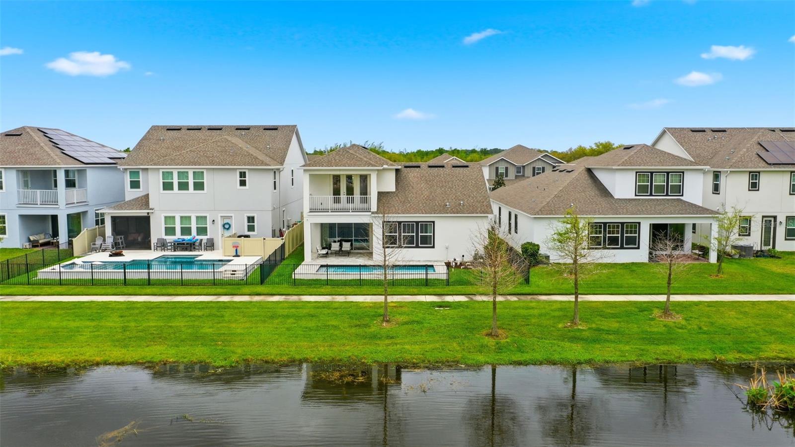 Listing photo id 46 for 14354 Wabasso Loop