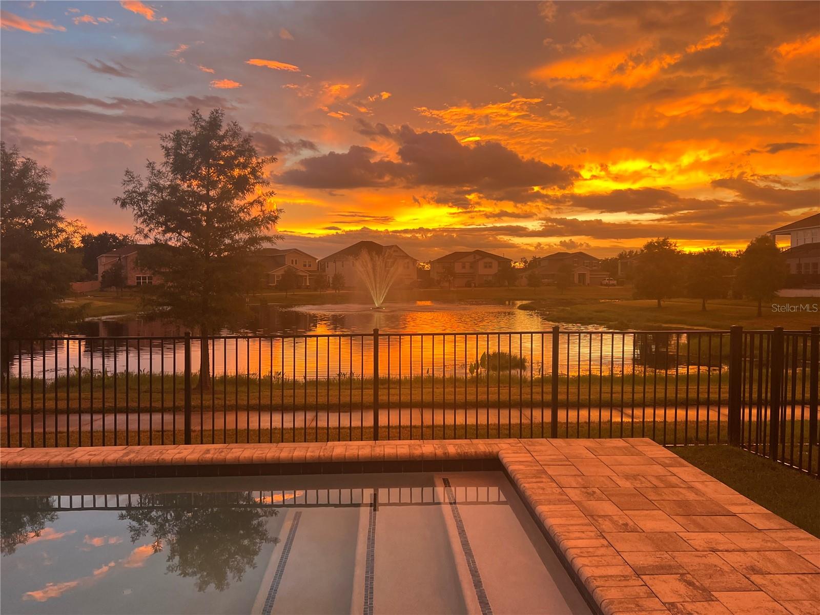 Listing photo id 50 for 14354 Wabasso Loop