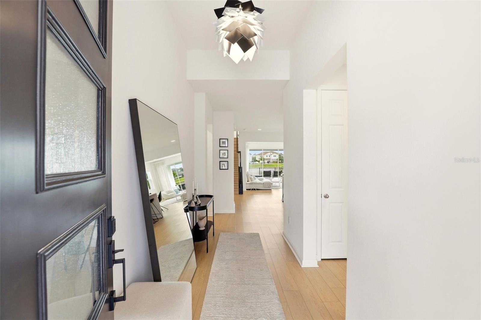 Listing photo id 7 for 14354 Wabasso Loop