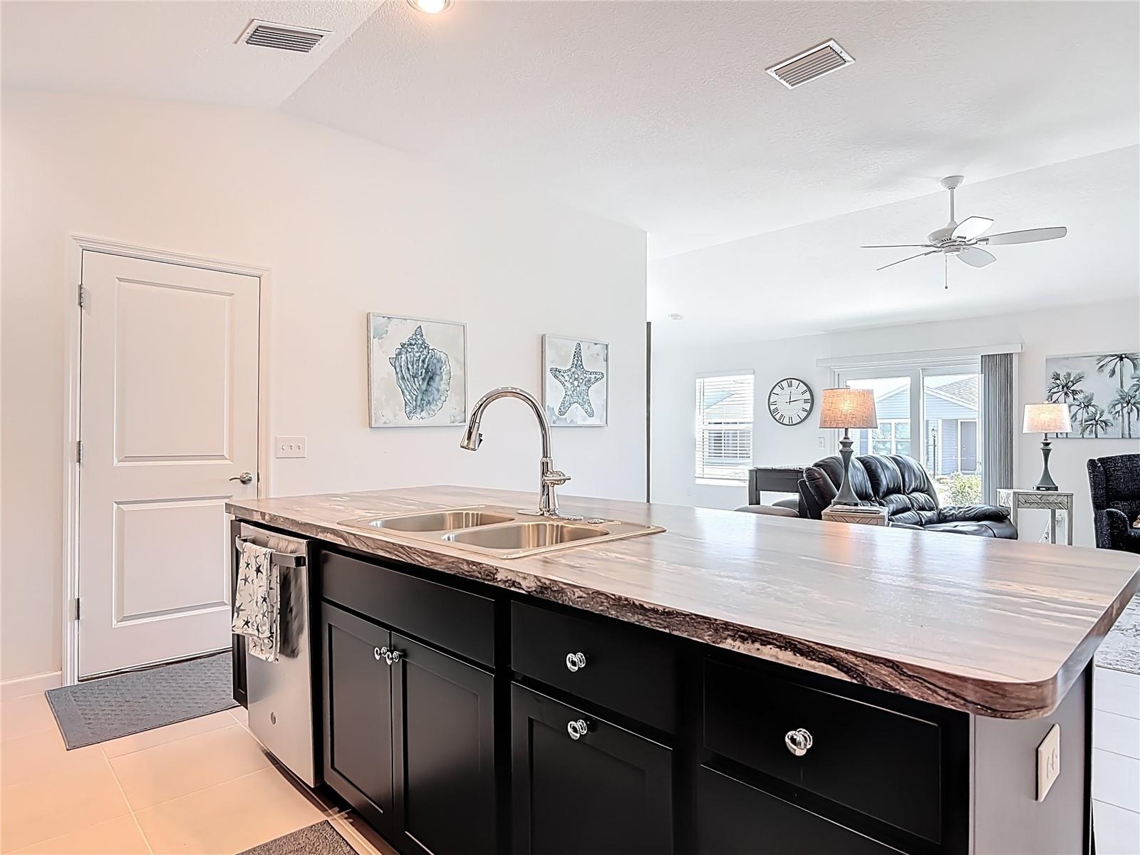 Image 13 of 54 For 3552 Grouby Road