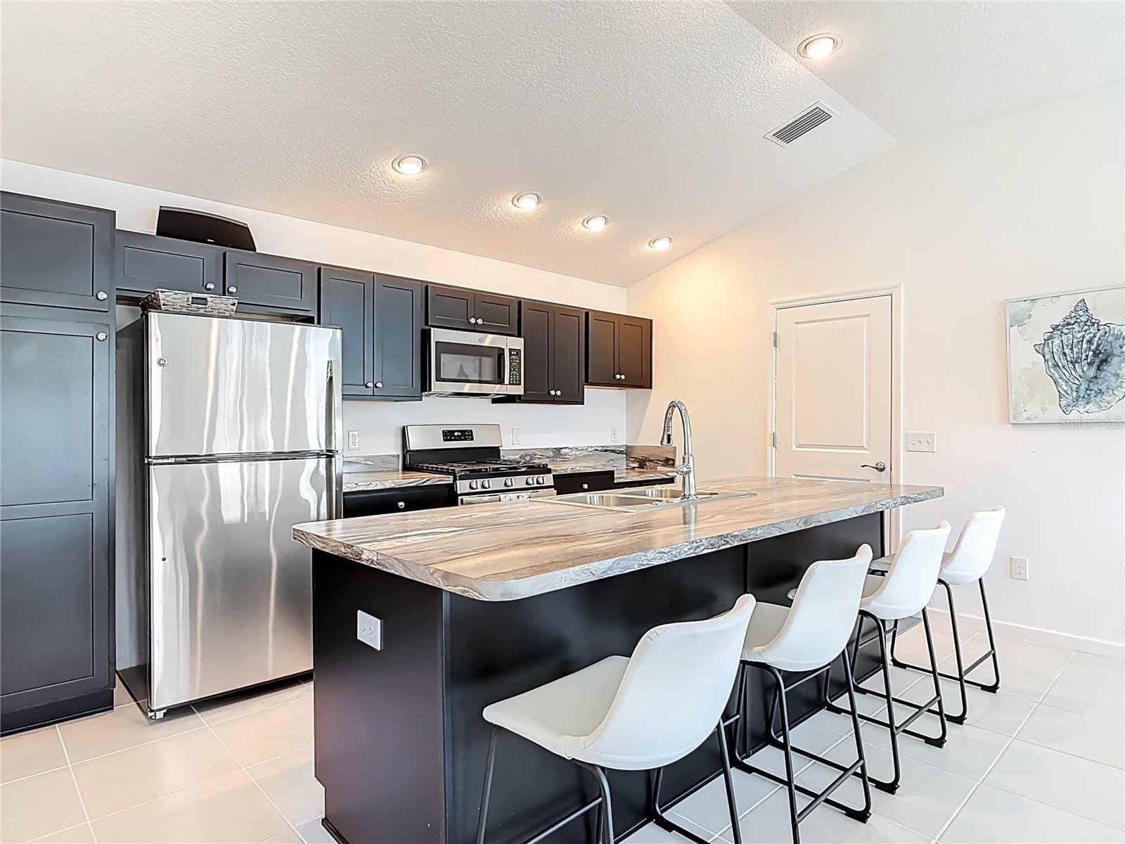 Image 8 of 54 For 3552 Grouby Road