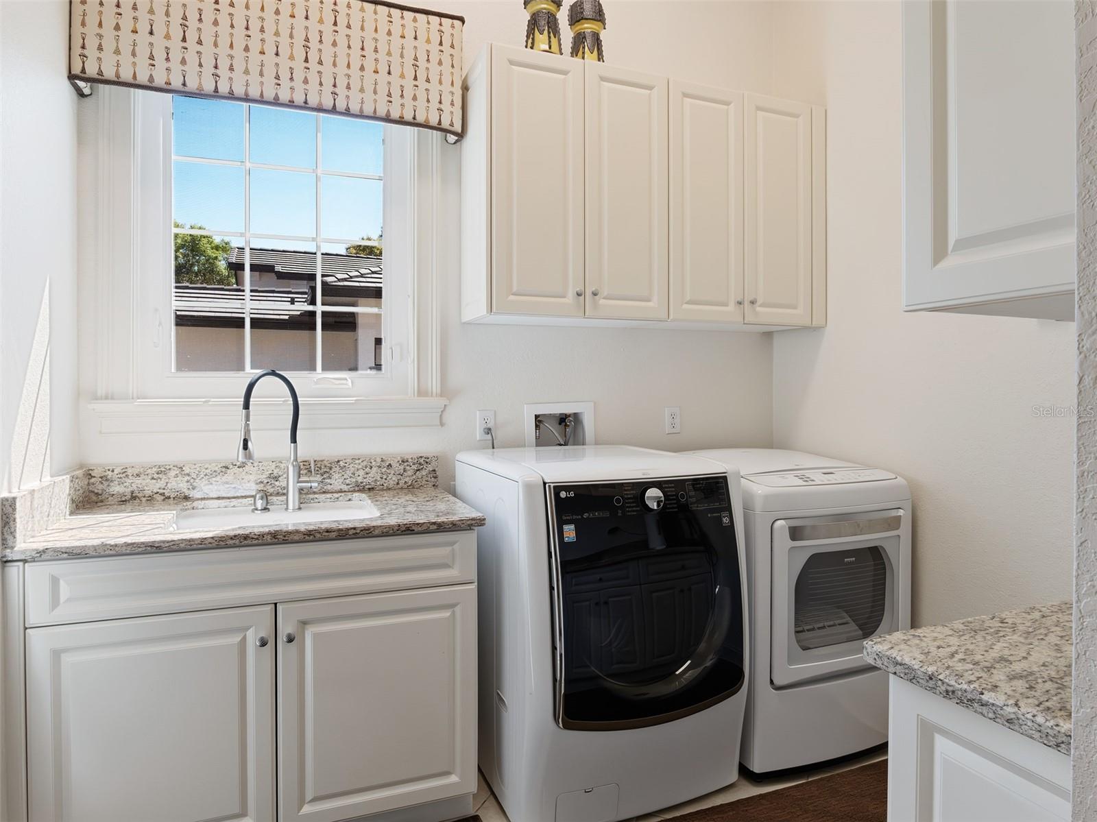 Image 38 of 57 For 5151 Latrobe Dr