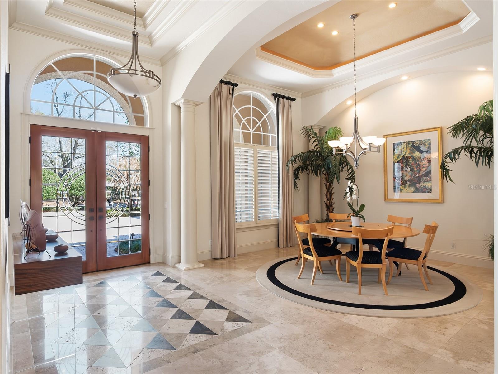 Image 5 of 57 For 5151 Latrobe Dr