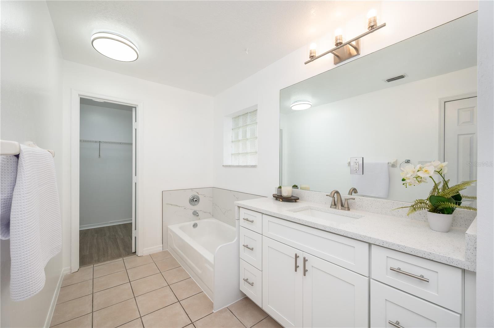 Image 13 of 21 For 246 Ridgewood Street