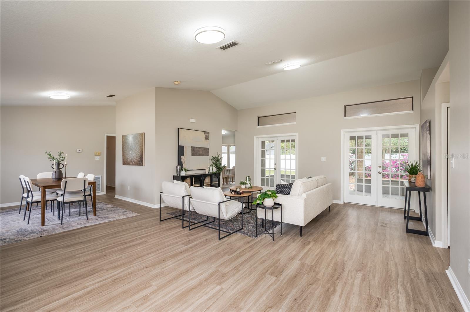 Image 2 of 21 For 246 Ridgewood Street