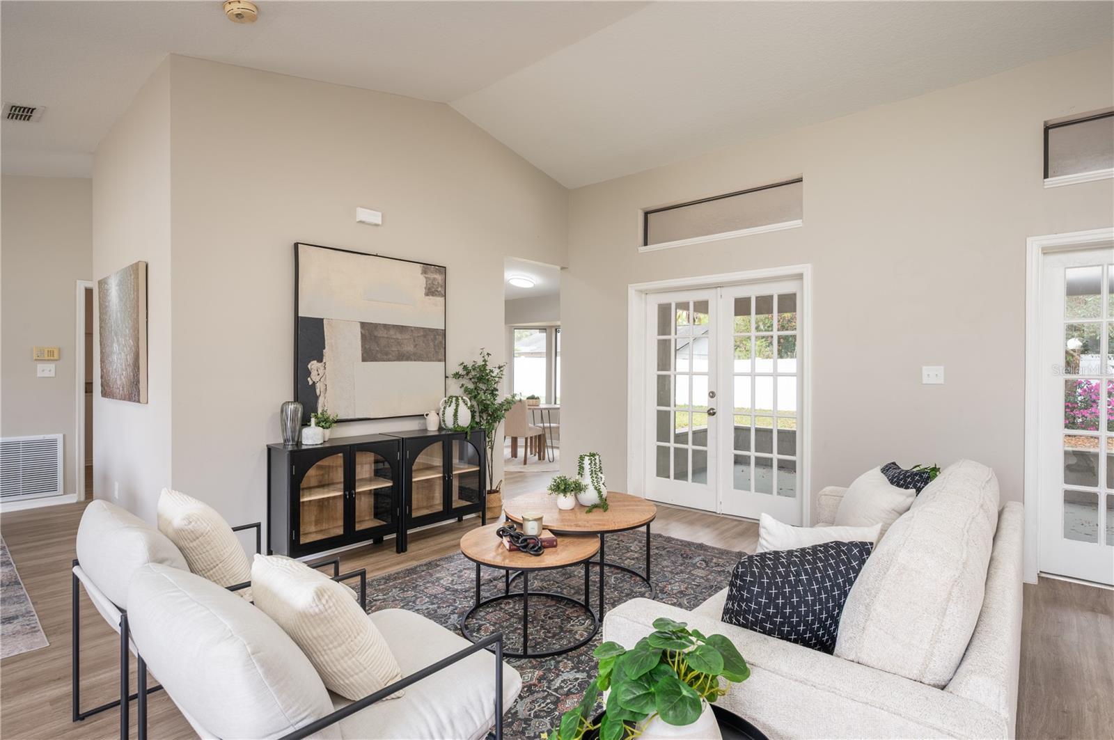 Image 5 of 21 For 246 Ridgewood Street