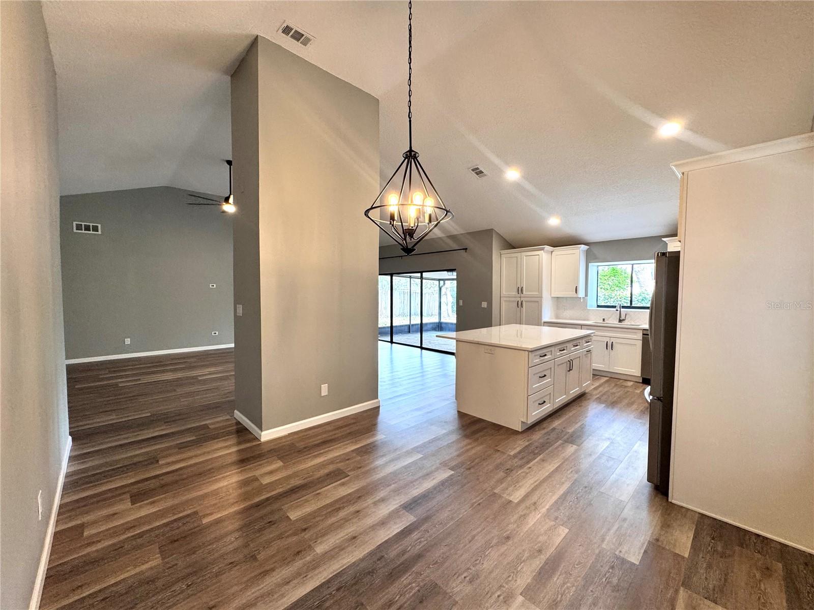 Image 13 of 30 For 3847 Biscayne Drive