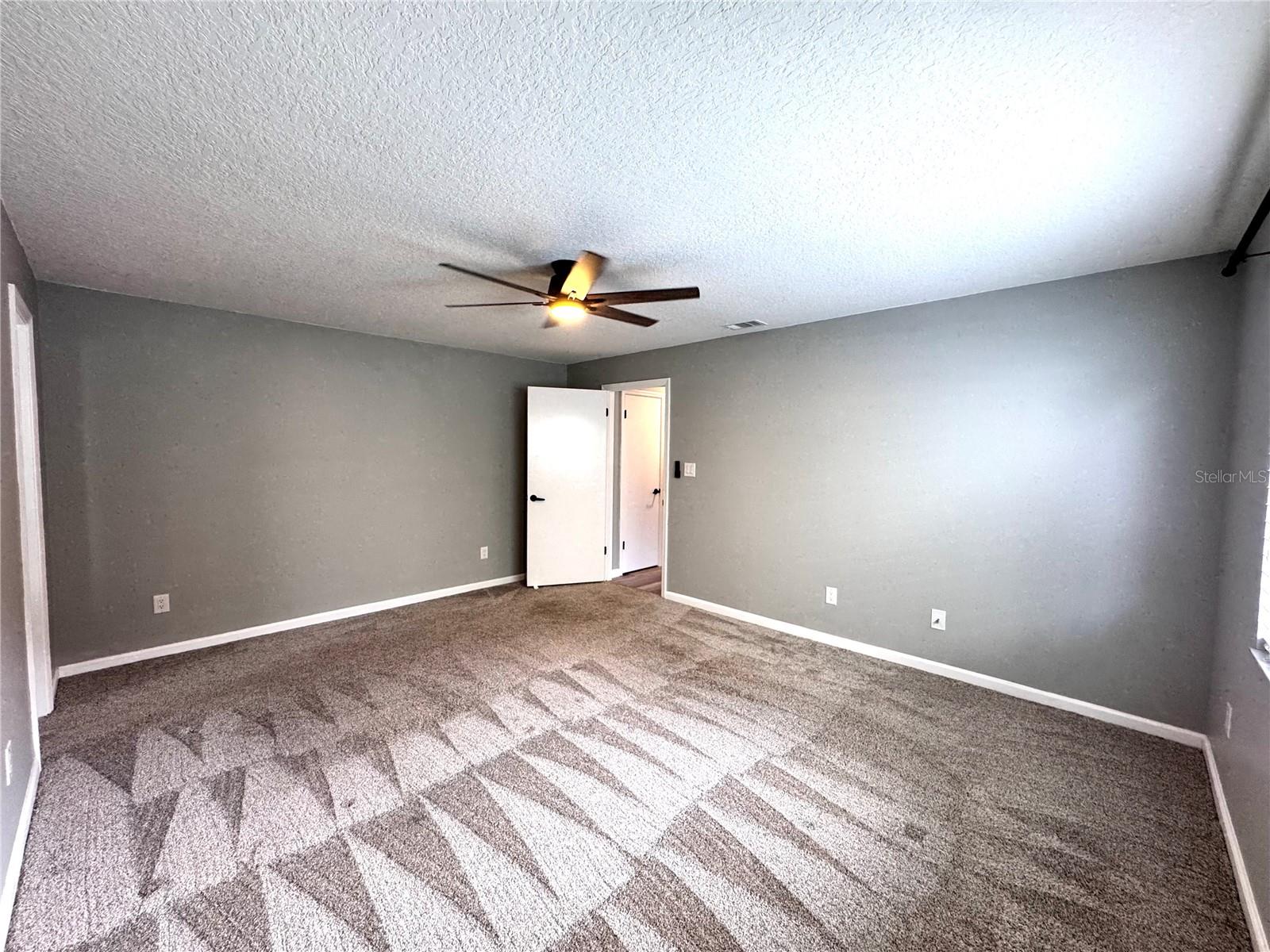 Image 21 of 30 For 3847 Biscayne Drive