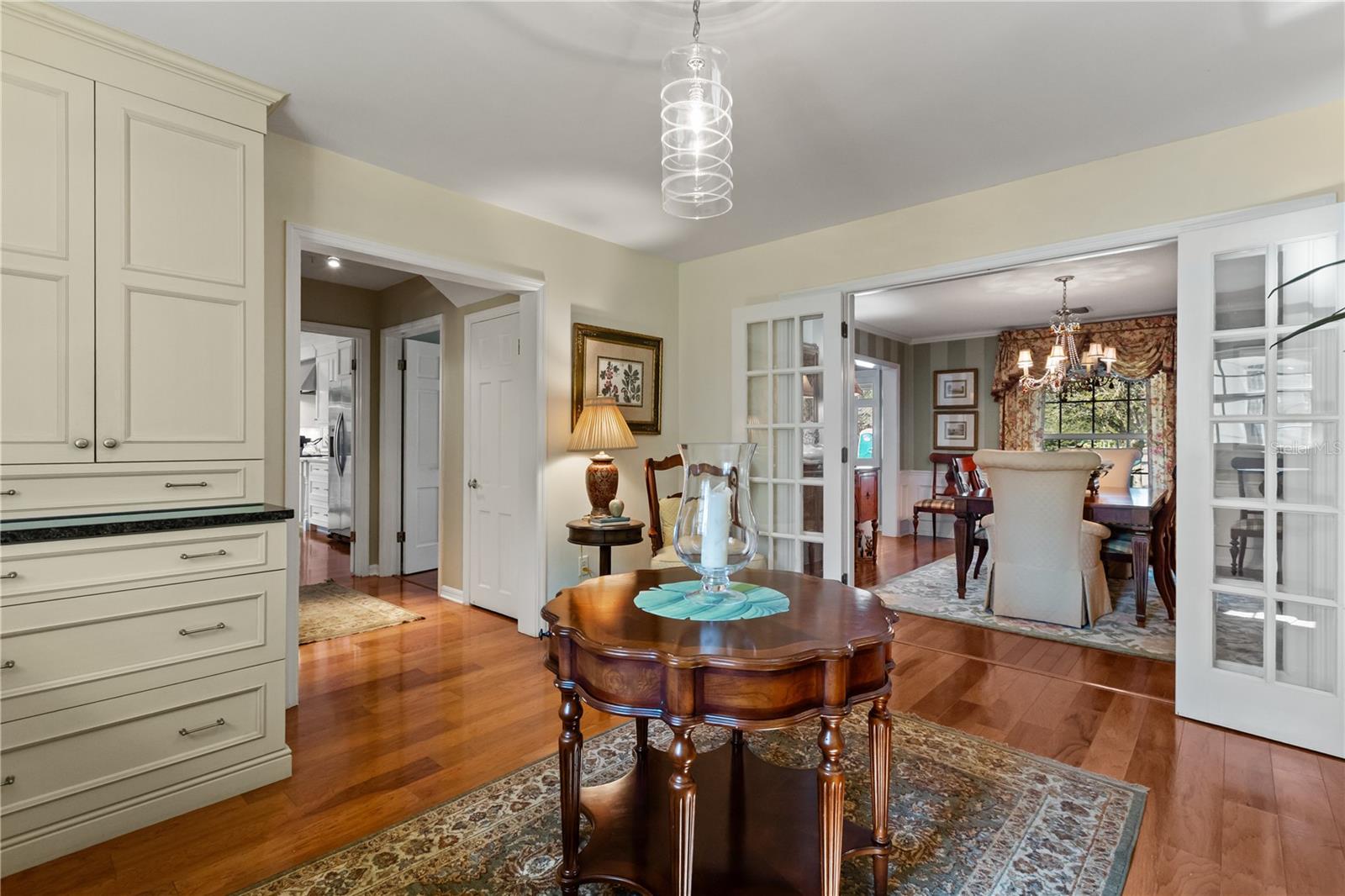 Image 17 of 40 For 1130 Park North Place