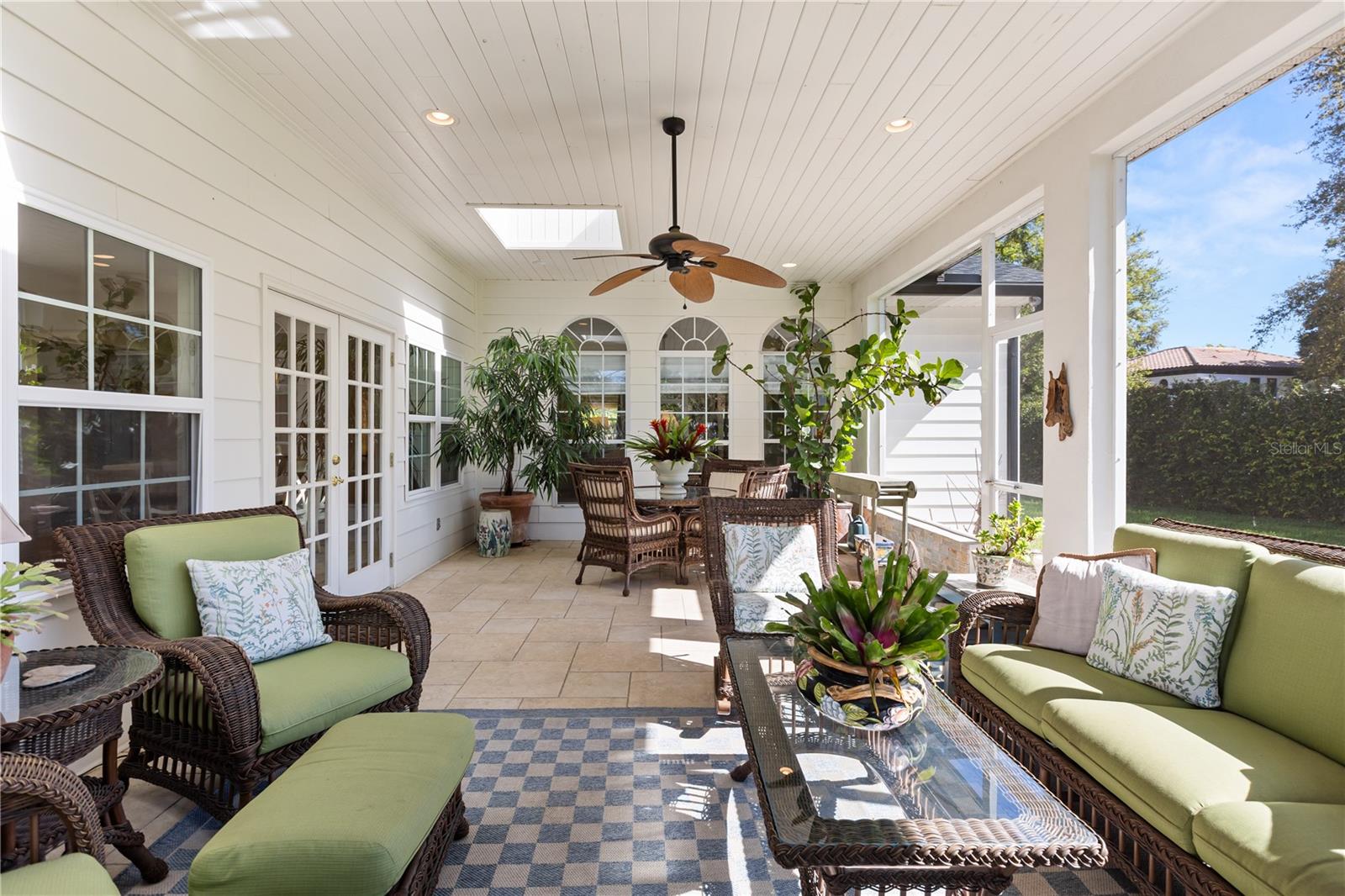 Image 34 of 40 For 1130 Park North Place