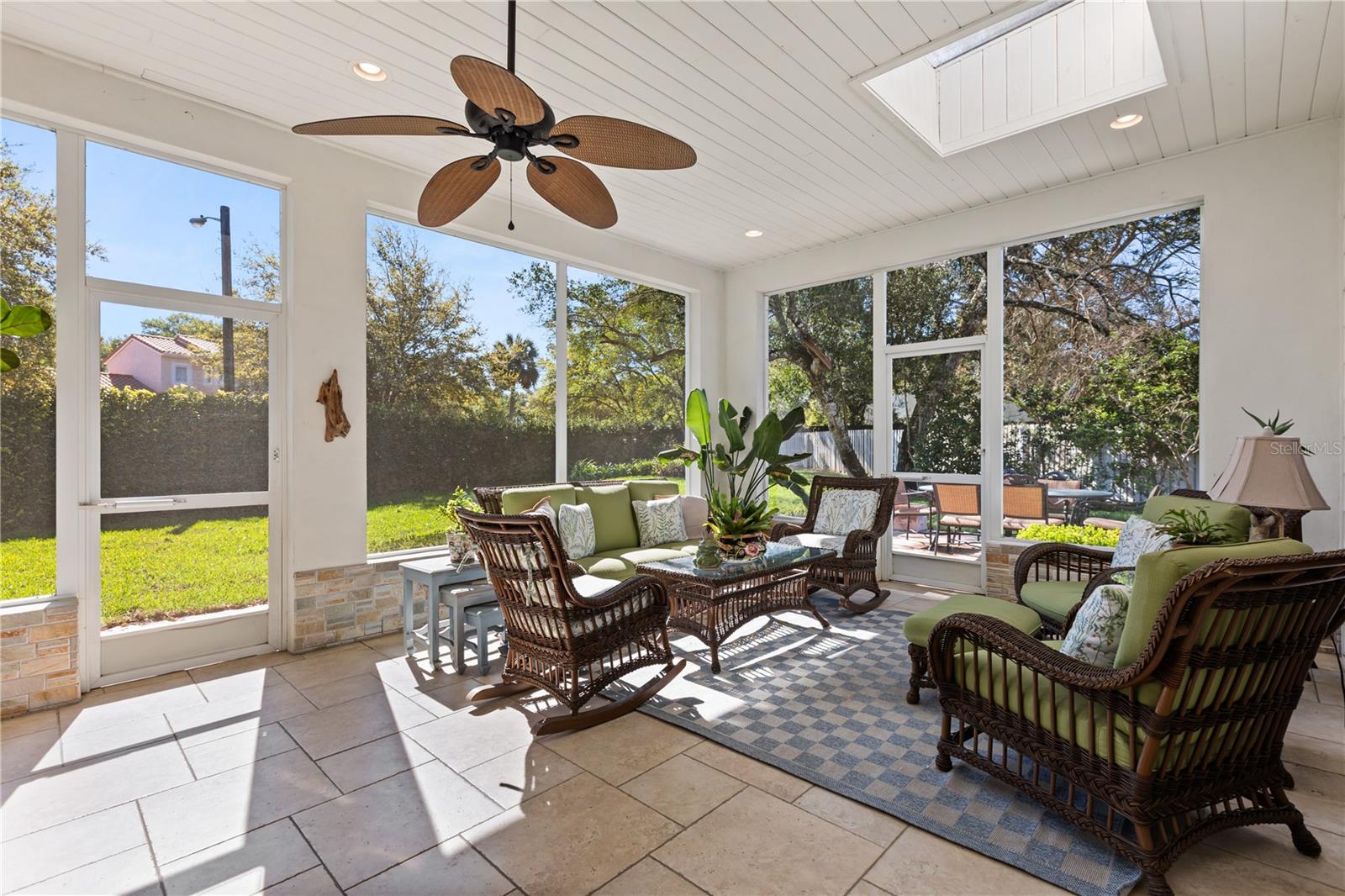 Image 36 of 40 For 1130 Park North Place