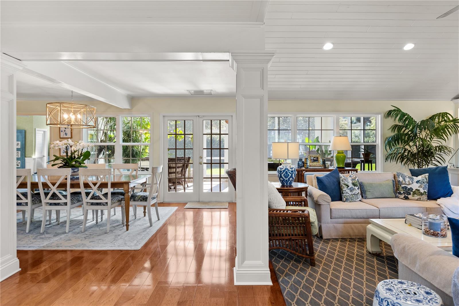 Image 7 of 40 For 1130 Park North Place