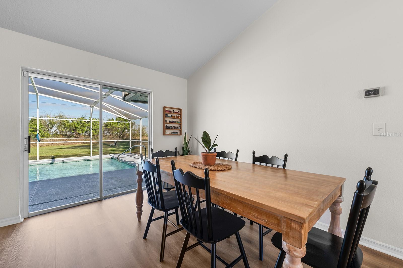 Image 16 of 85 For 9914 Janette Lane