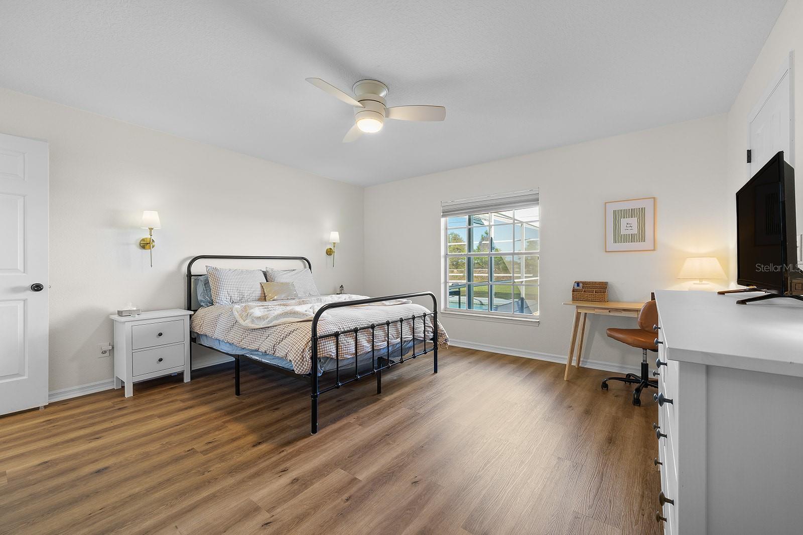 Image 30 of 85 For 9914 Janette Lane